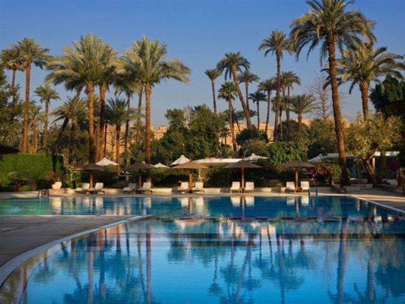 Pavillon Winter Luxor Hotel Bagian luar foto The pool at the Four Seasons Hotel, Cairo