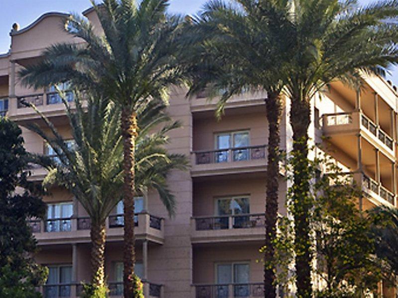 Pavillon Winter Luxor Hotel Bagian luar foto The Phoenician